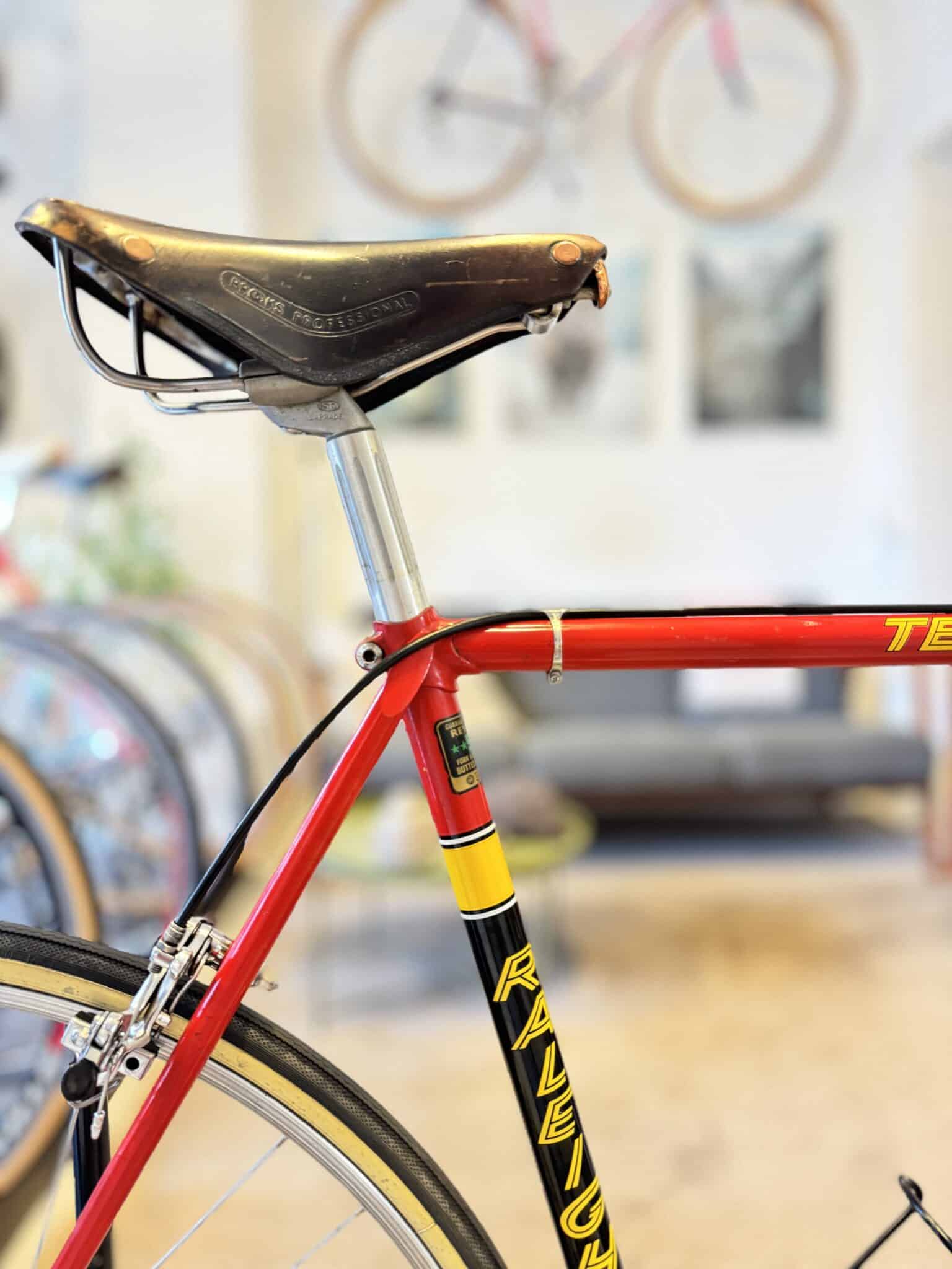 Vélo Raleigh Team Record 57 Cm Acier - Course Vintage 10 Vitesses - Rouge